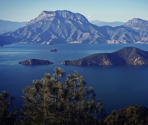 lugu lake
