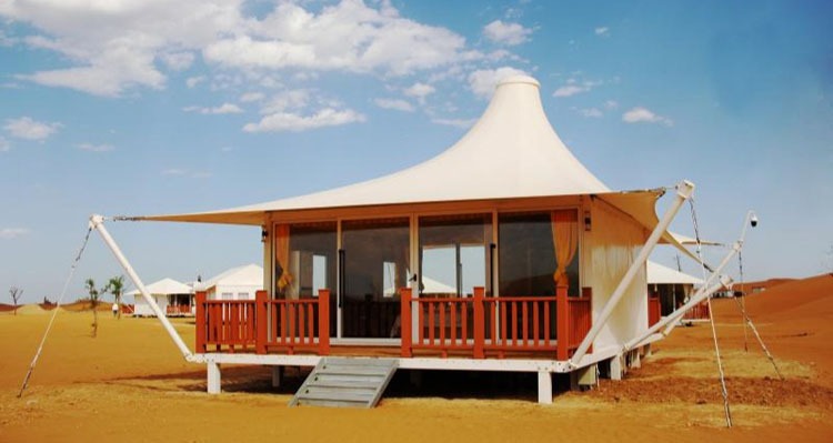 Desert hotel in Jinshahai