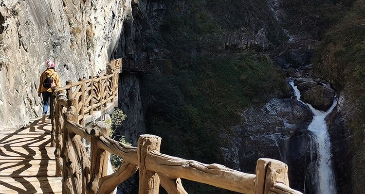 the waterfalls Shimenguan valley