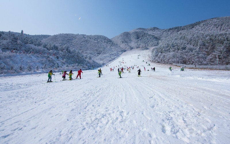  Jundushan Ski Resort 
