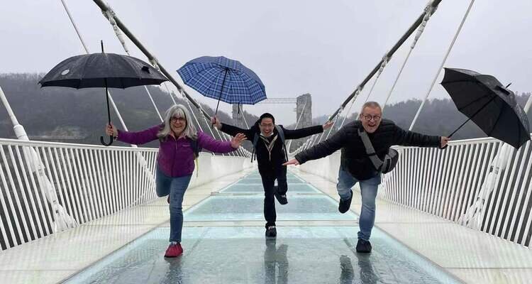 zhangjiajie grand canyon glass bridge
