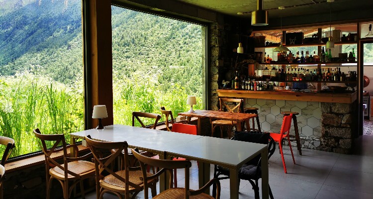 Daocheng Xiangyun Hotel