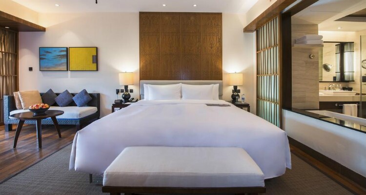 hotel restaurant on the beach