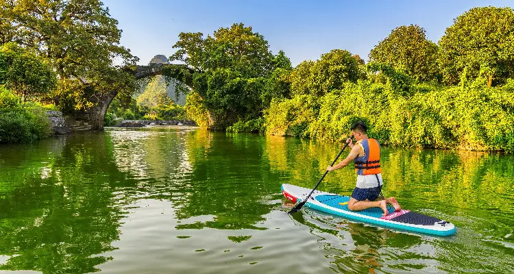 Kayaking in Guilin