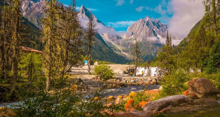 Bipenggou Valley
