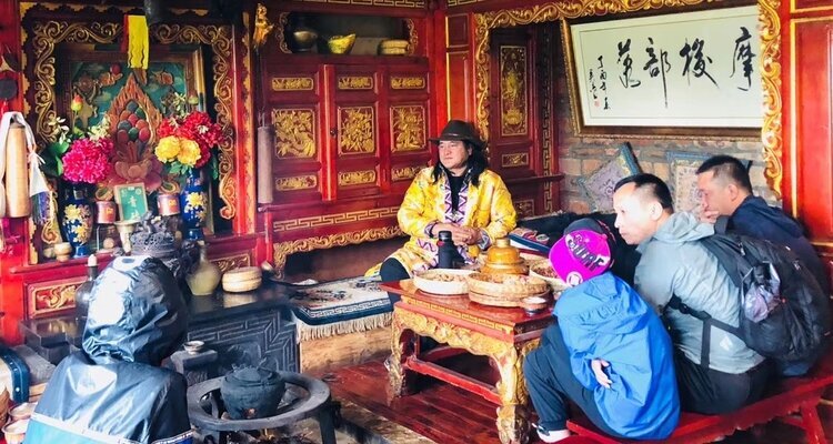 Home visit to Mosuo Family