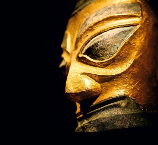 the gold mask