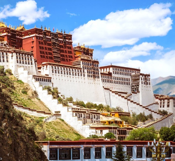 8-Day Tibet Tour from Lhasa to Everest