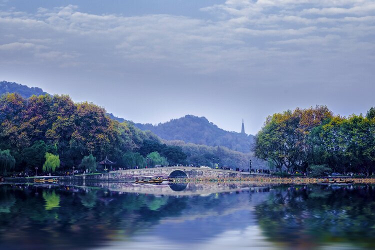 Основное место действия этого мифология — этот мост