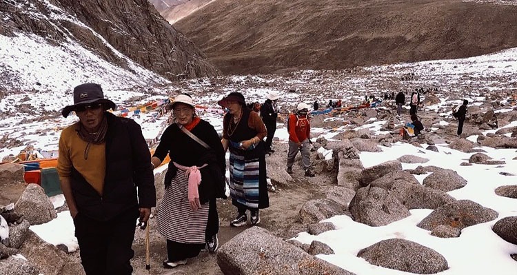 Lake Manasarovar Treks 