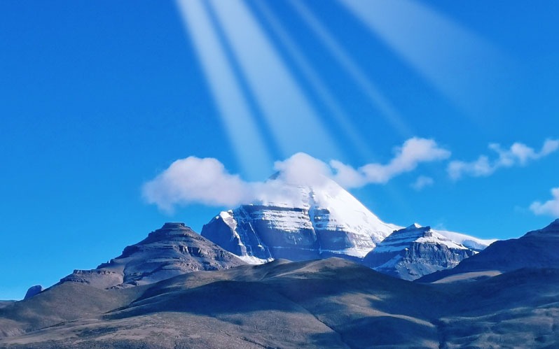 Mount Kailash Yatra: a Pilgrimage Trek around Mt. Kailash 