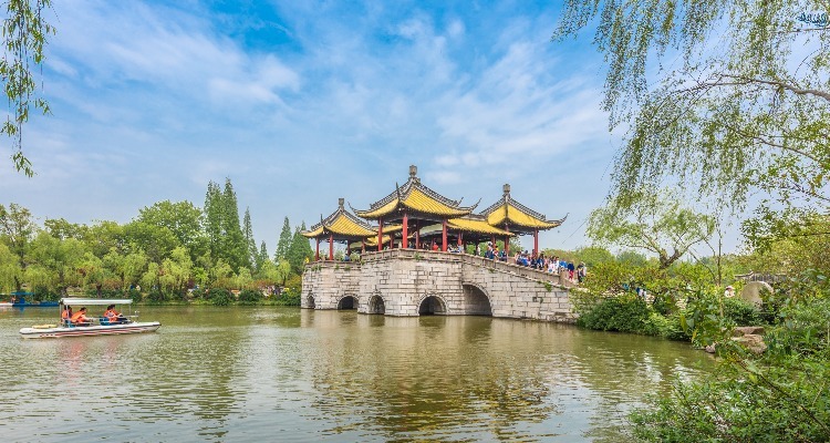 Yangzhou Slender West Lake