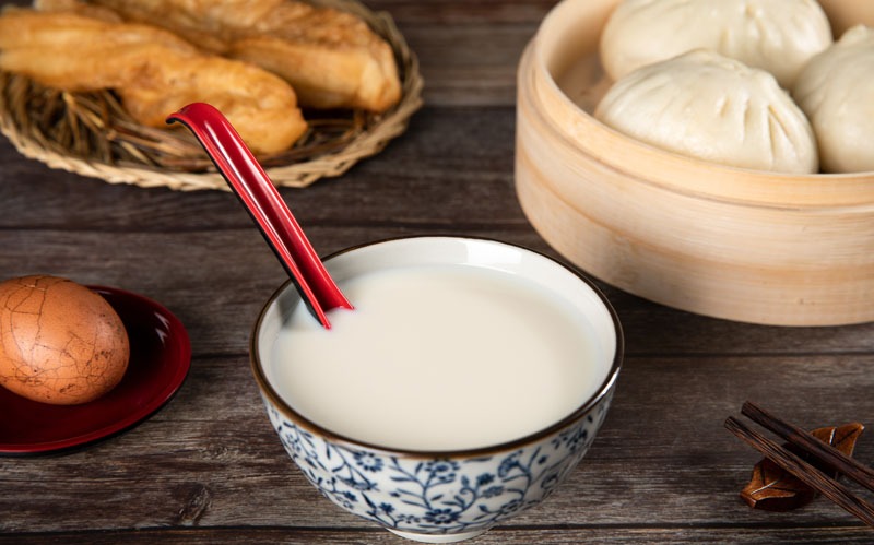 What the Chinese People Eat for Breakfast - 10 Popular Food
