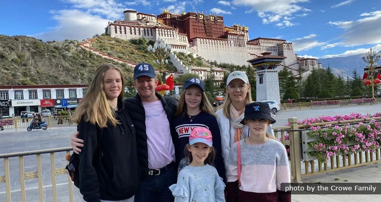 Family tour in Tibet