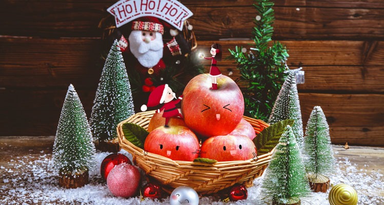 It's a tradition to eat an apple on Chritmas Eve