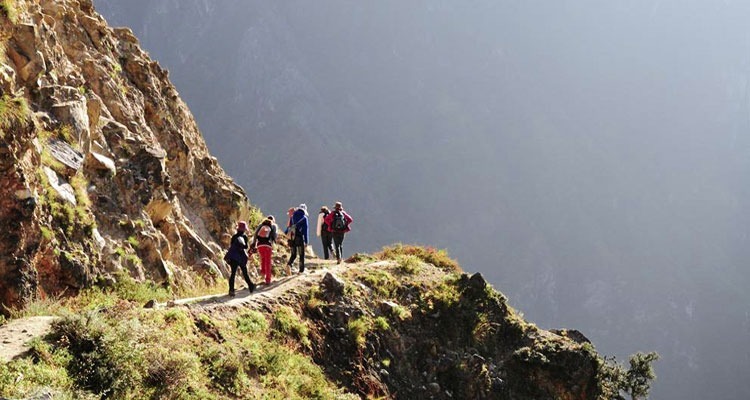 Hiking in the Tiger Leaping Gorge