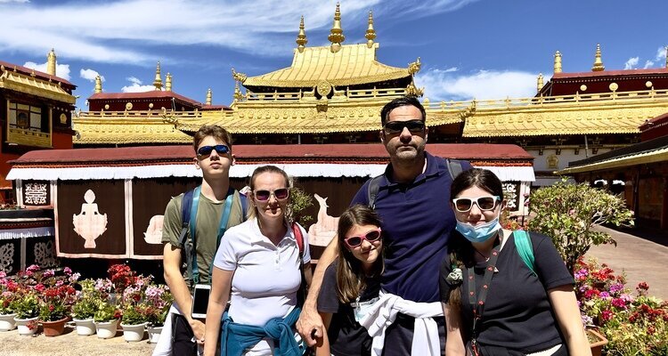 One of our family guests visited the Jokhang Temple