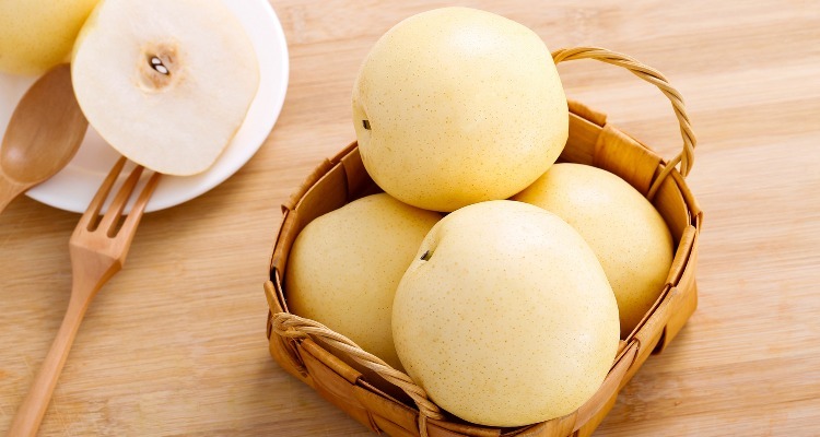 mid-autumn festival food, pears