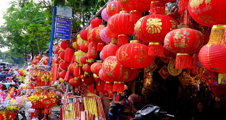 Lunar New Year: Traditions & Celebrations for the Year of the Dragon