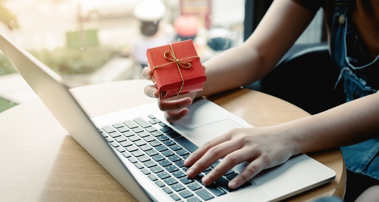 Chinese New Year Gifts for Employees