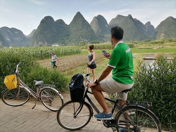 Escursione in bicicletta tra le campagne di Yangshuo
