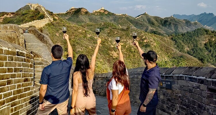 Enjoy walking on Mutianyu Great Wall