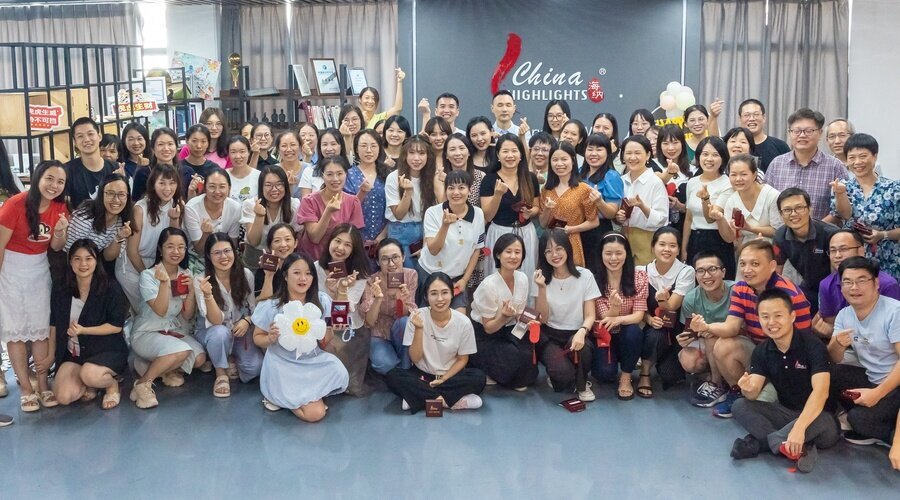 Команда Чайна Хайлайтс