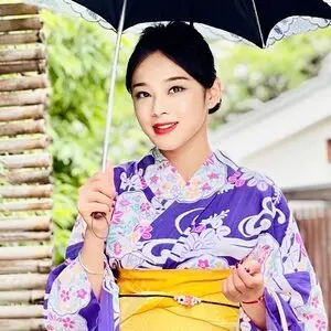 Travel advisor Alisa