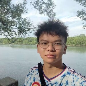 Travel advisor Jimmy