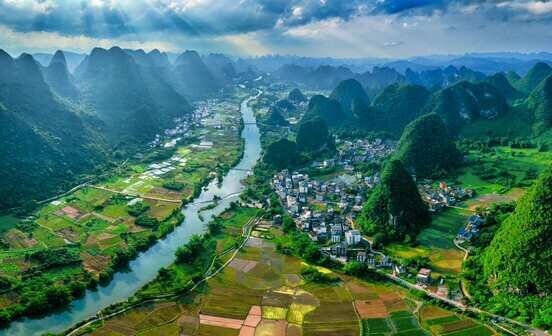 La Rivière Li et ses pains de sucre