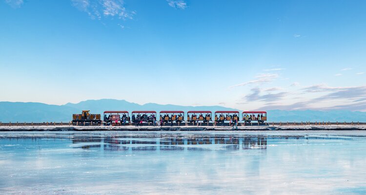 Chaka Salt Lake train