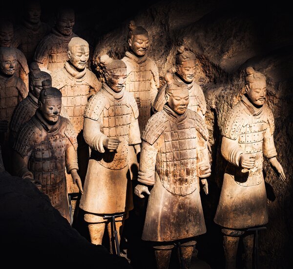 8-Day Jiuzhaigou, Chengdu and Xi'an Tour