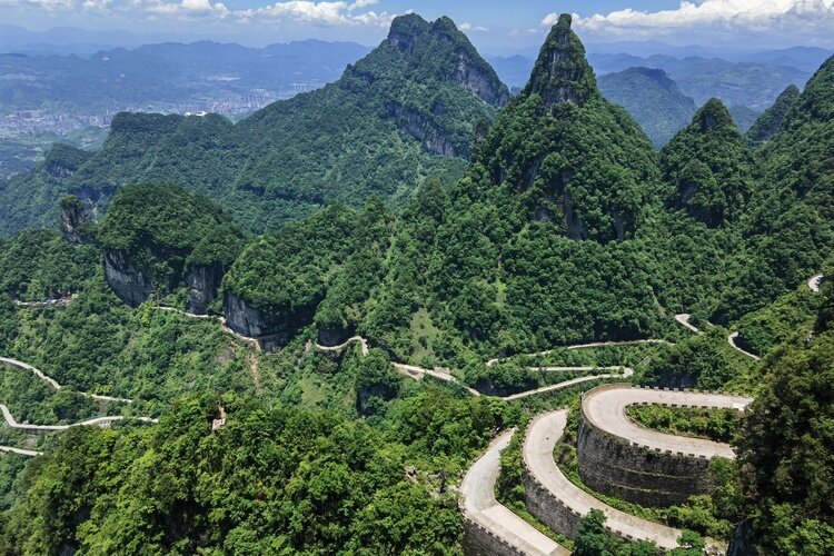 La strada delle 99 curve