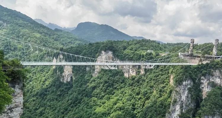 zhangjiajie grand canyon glass bridge