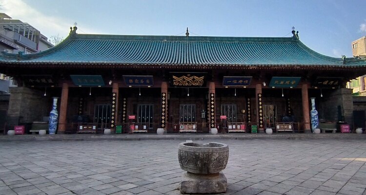 The fourth courtyard: the worship hall