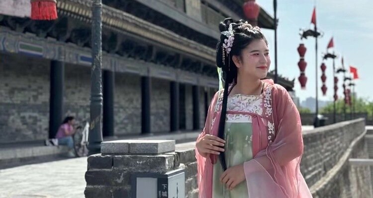 Our guests wore Hanfu on the City Wall