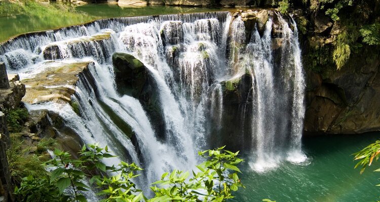 Shifen Waterfall