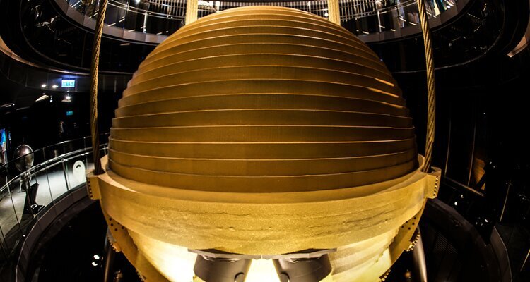 Taipei 101 Tuned mass damper on 88F