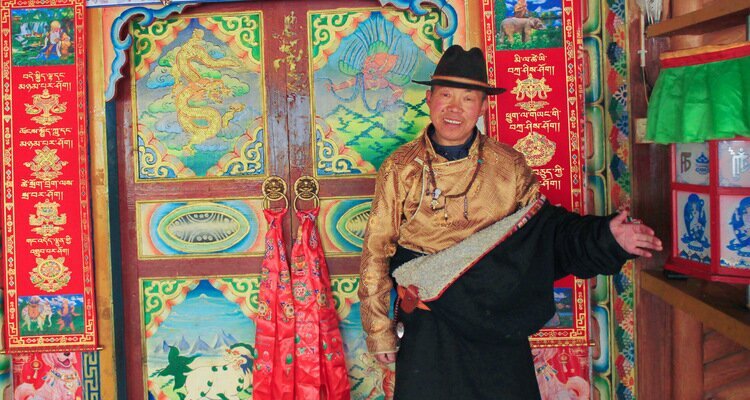 Tibetan Homelife Discovery in Zhongchagou Valley