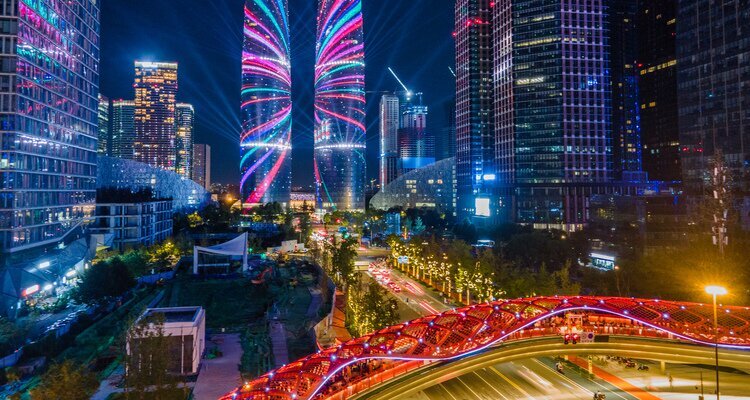 The night view of the Jiaozi Ring and the Twin Towers