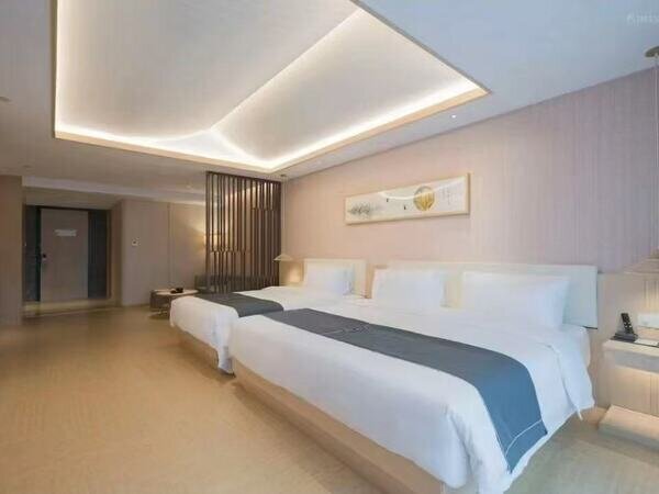 JIANGUO HIDDEN HOTEL