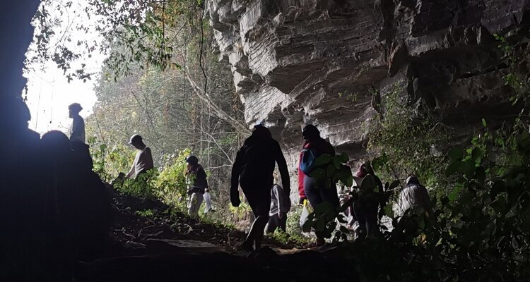 Yangshuo cave