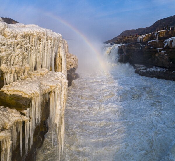 ice hukou waterfall 