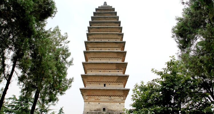 Qiyun Pagoda