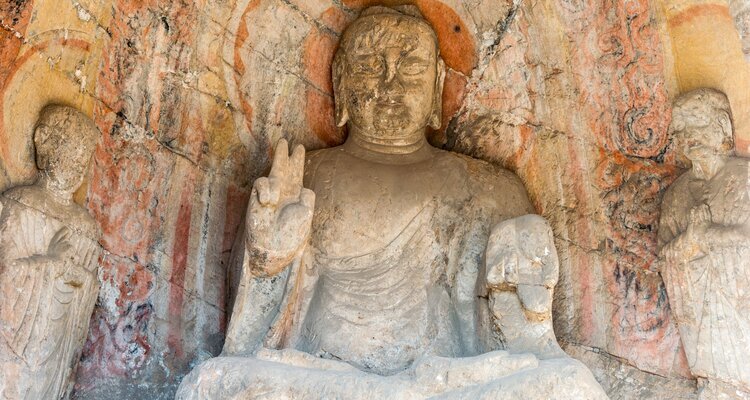 V-sign Buddha in the Binyang North Cave