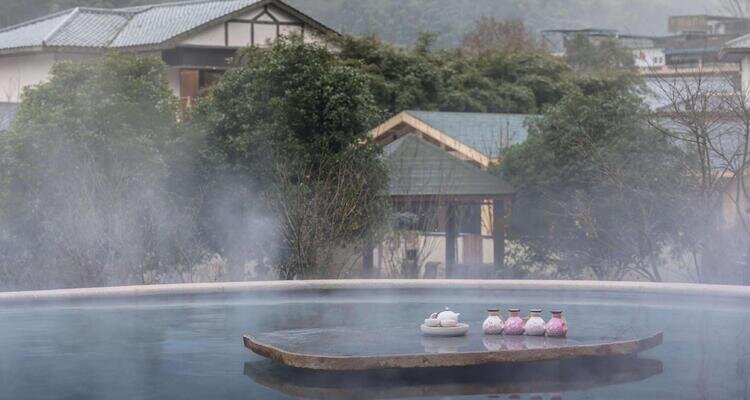 Huashuiwan Hot Springs