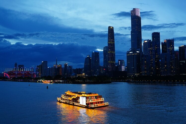 Прогулка на лодке по Гуанчжоу