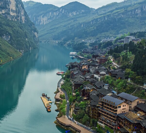 6-Day Chongqing, Wulong and Wujiang Gallery Tour