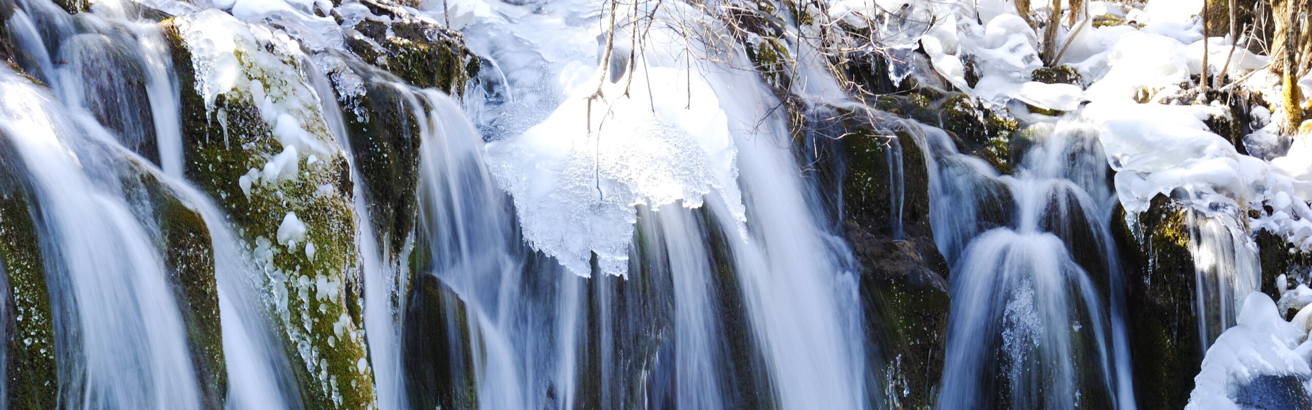 Jiuzhaigou Weather in January 2026: Cold but Snowy