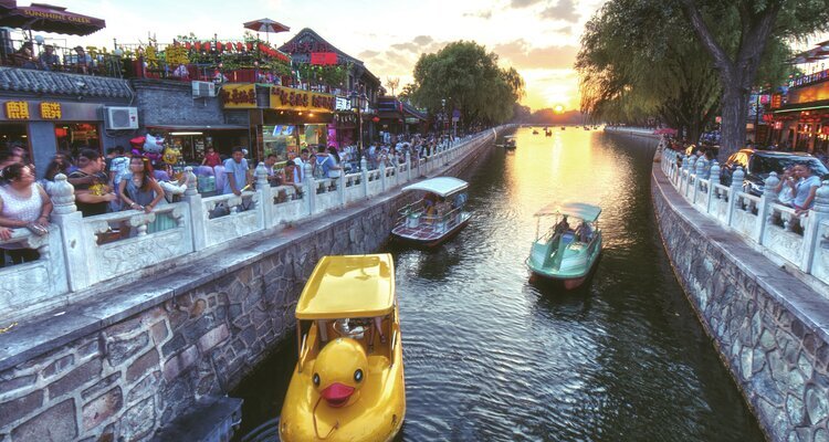 Cruise ship in Houhai